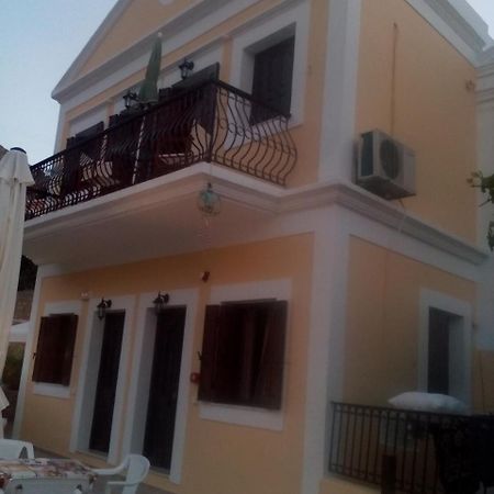 Nikos And Eva Studios Đảo Sými Ngoại thất bức ảnh