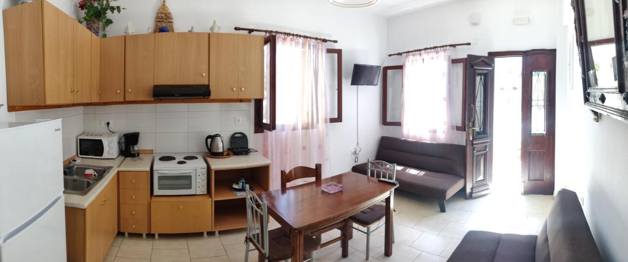 Nikos And Eva Studios Đảo Sými Ngoại thất bức ảnh
