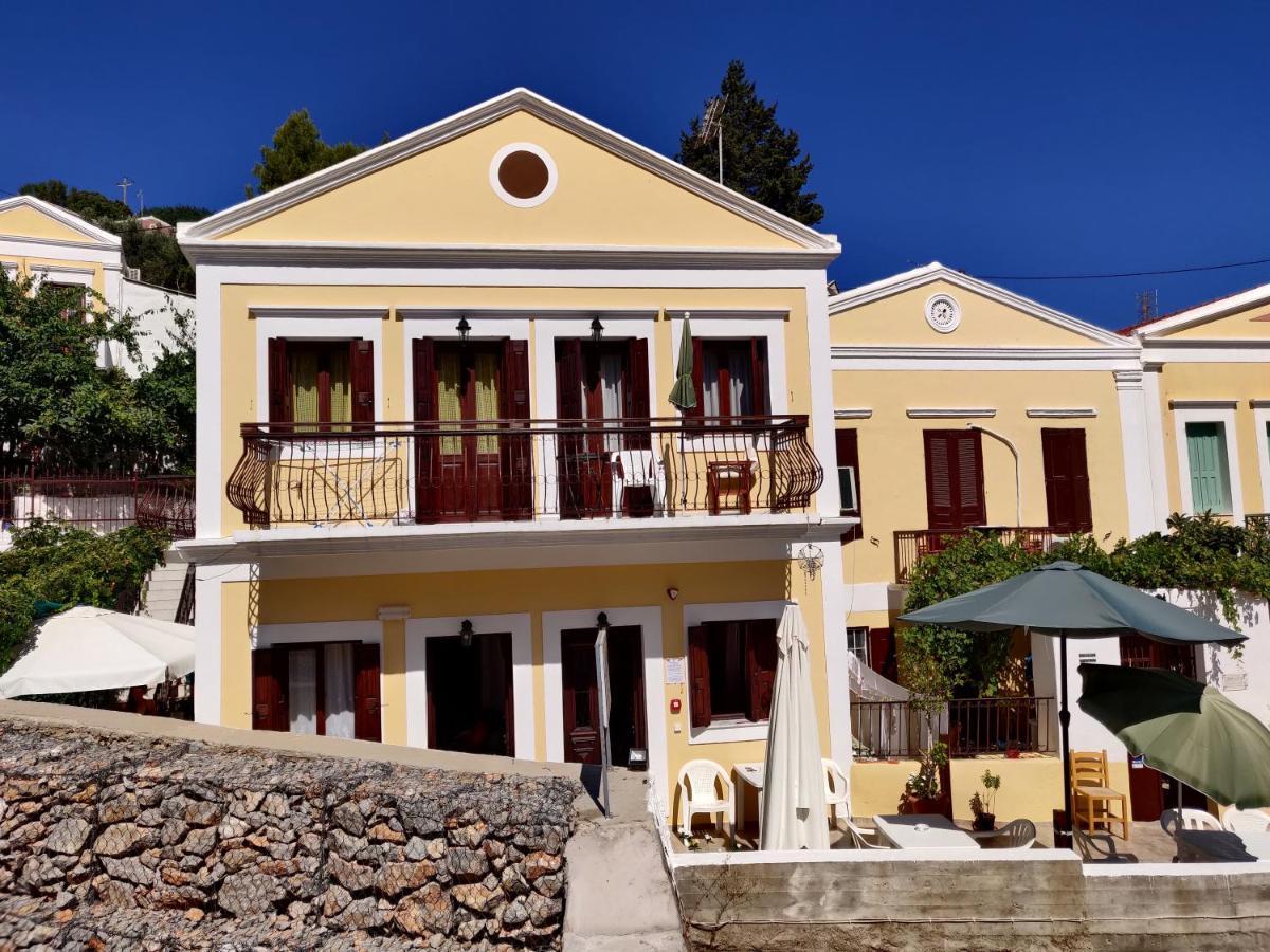 Nikos And Eva Studios Đảo Sými Ngoại thất bức ảnh
