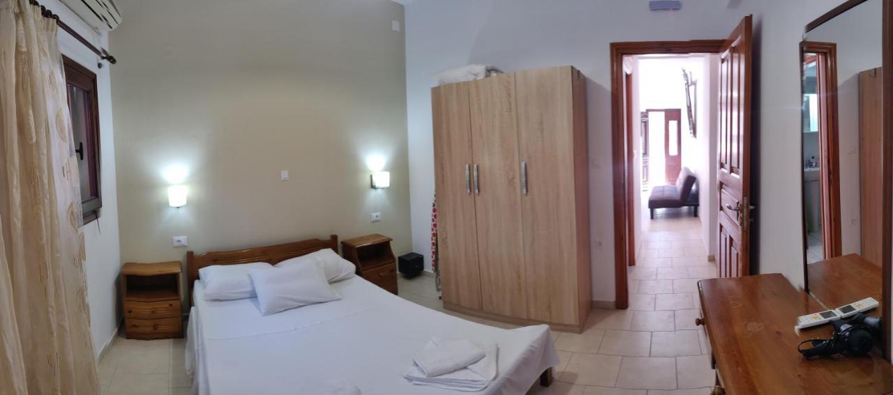 Nikos And Eva Studios Đảo Sými Ngoại thất bức ảnh