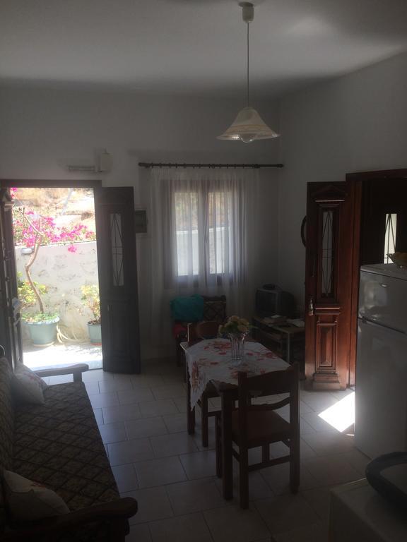 Nikos And Eva Studios Đảo Sými Ngoại thất bức ảnh