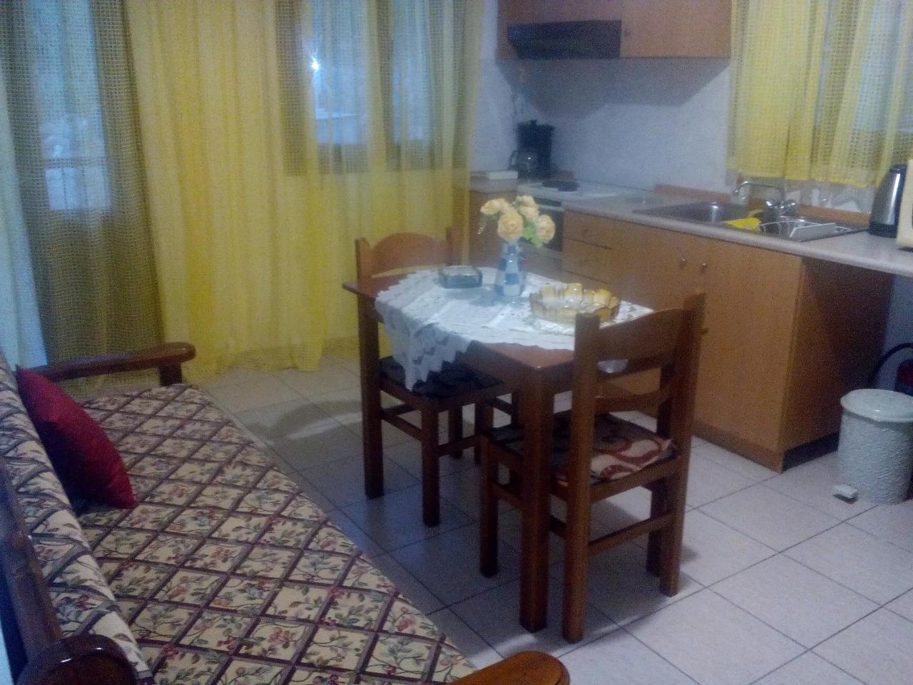 Nikos And Eva Studios Đảo Sými Ngoại thất bức ảnh
